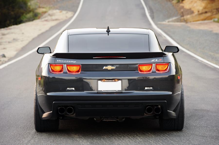  Chevrolet Camaro ZL1 HPE700 by Hennessey 2012 года  (фото 14 из 22)